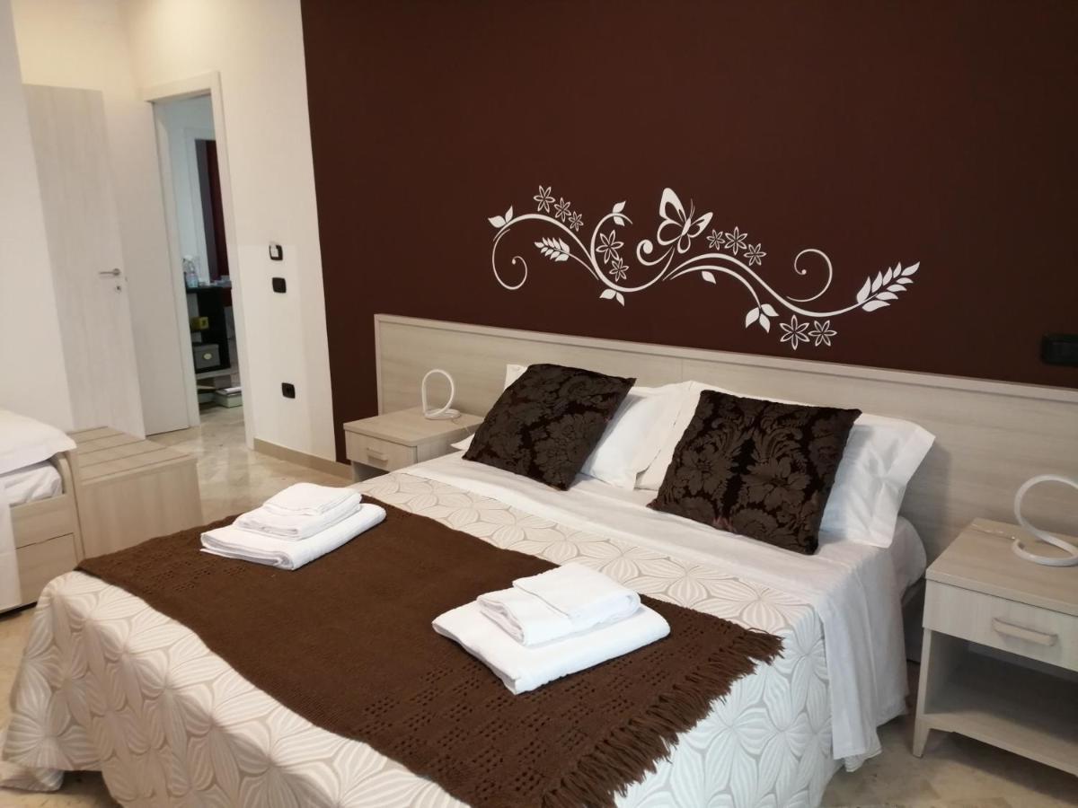 Bed and Breakfast Don Nino Lecce Exterior foto
