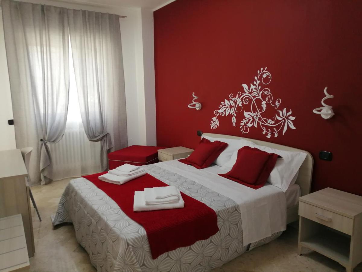 Bed and Breakfast Don Nino Lecce Exterior foto