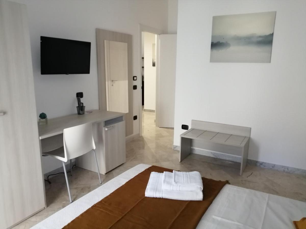 Bed and Breakfast Don Nino Lecce Exterior foto