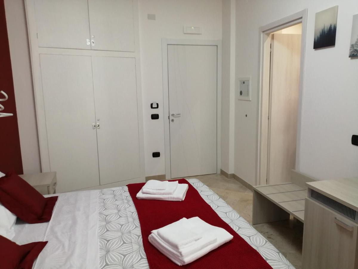 Bed and Breakfast Don Nino Lecce Exterior foto