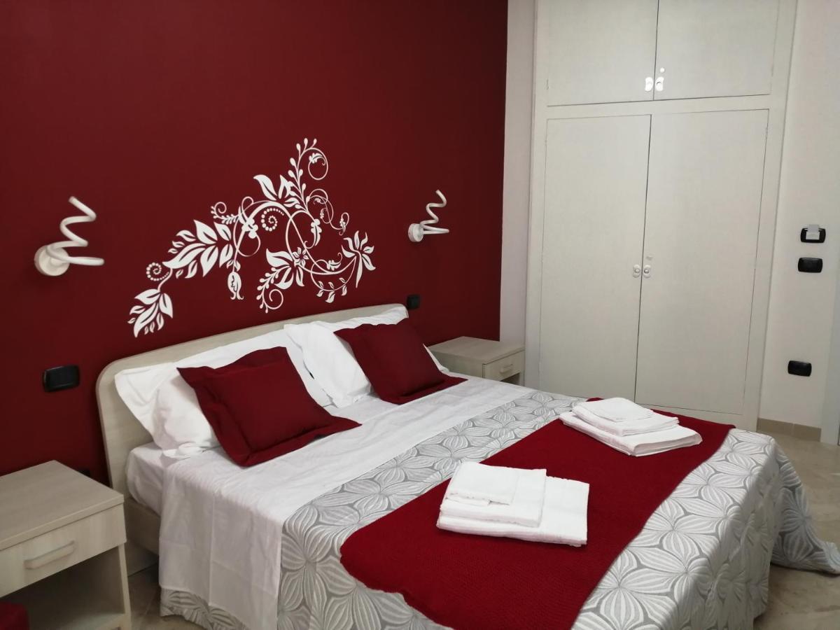 Bed and Breakfast Don Nino Lecce Exterior foto