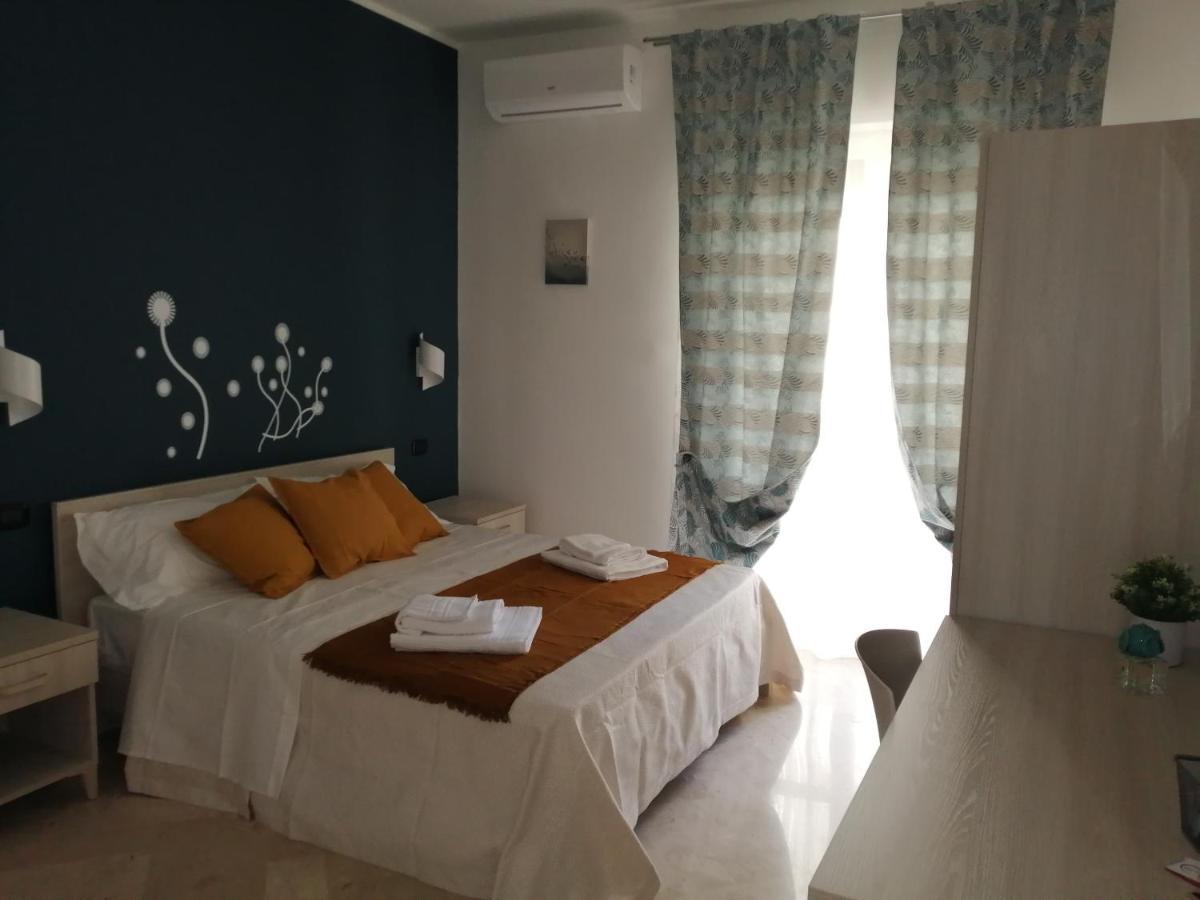 Bed and Breakfast Don Nino Lecce Exterior foto