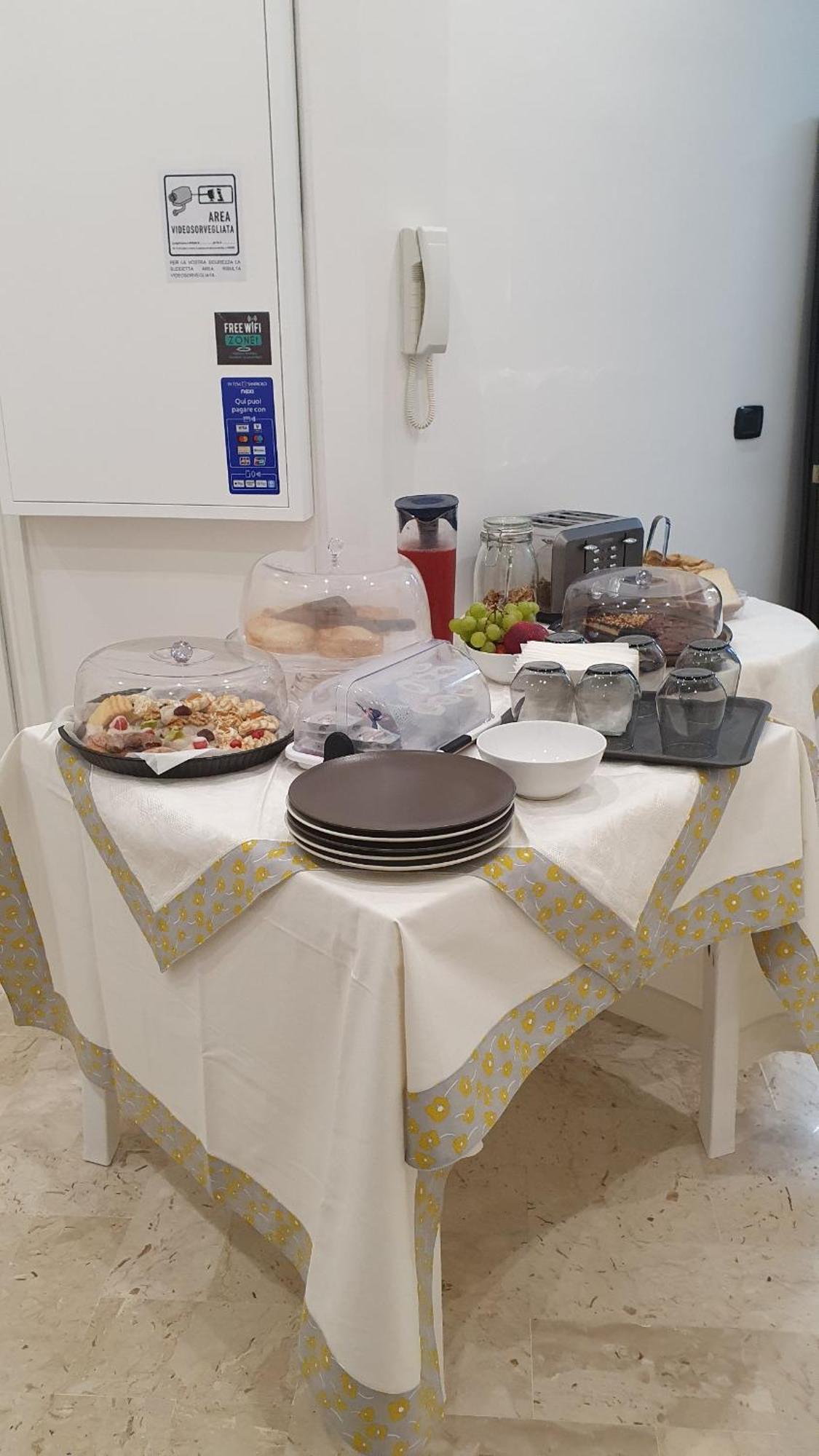 Bed and Breakfast Don Nino Lecce Exterior foto