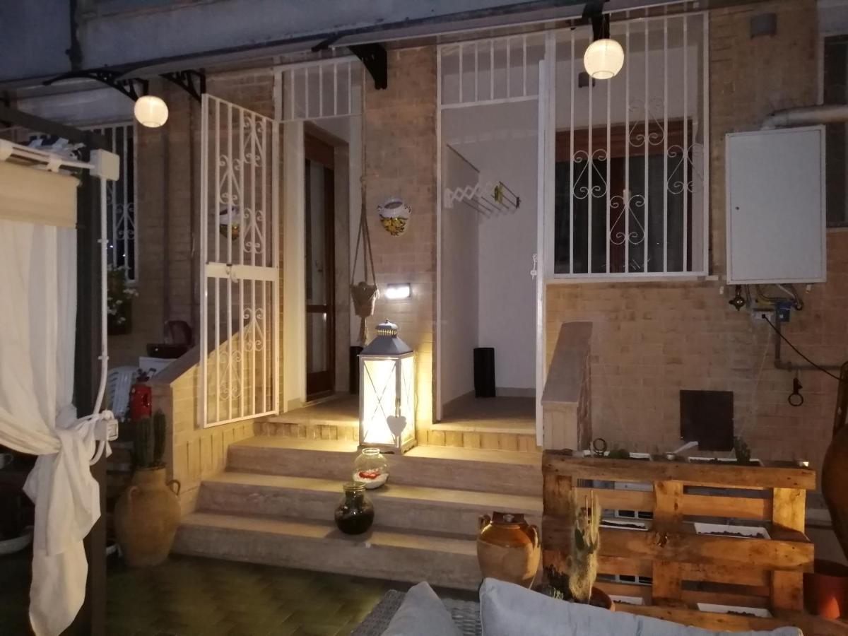 Bed and Breakfast Don Nino Lecce Exterior foto