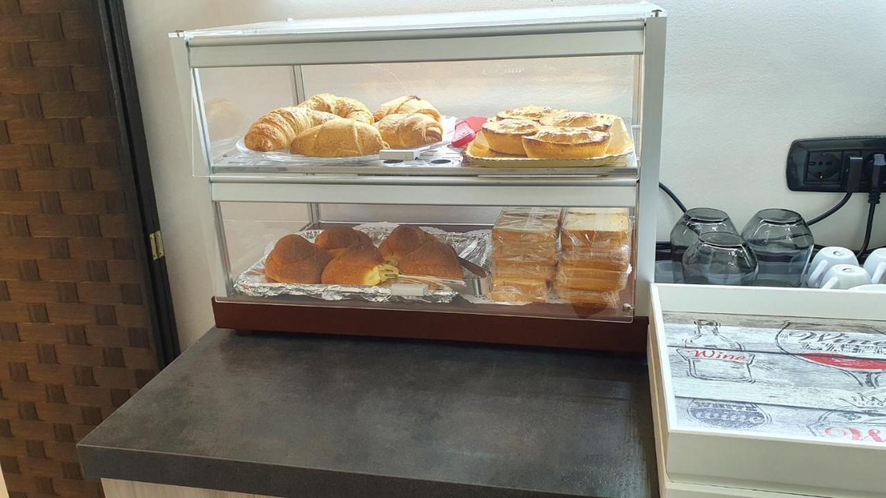Bed and Breakfast Don Nino Lecce Exterior foto