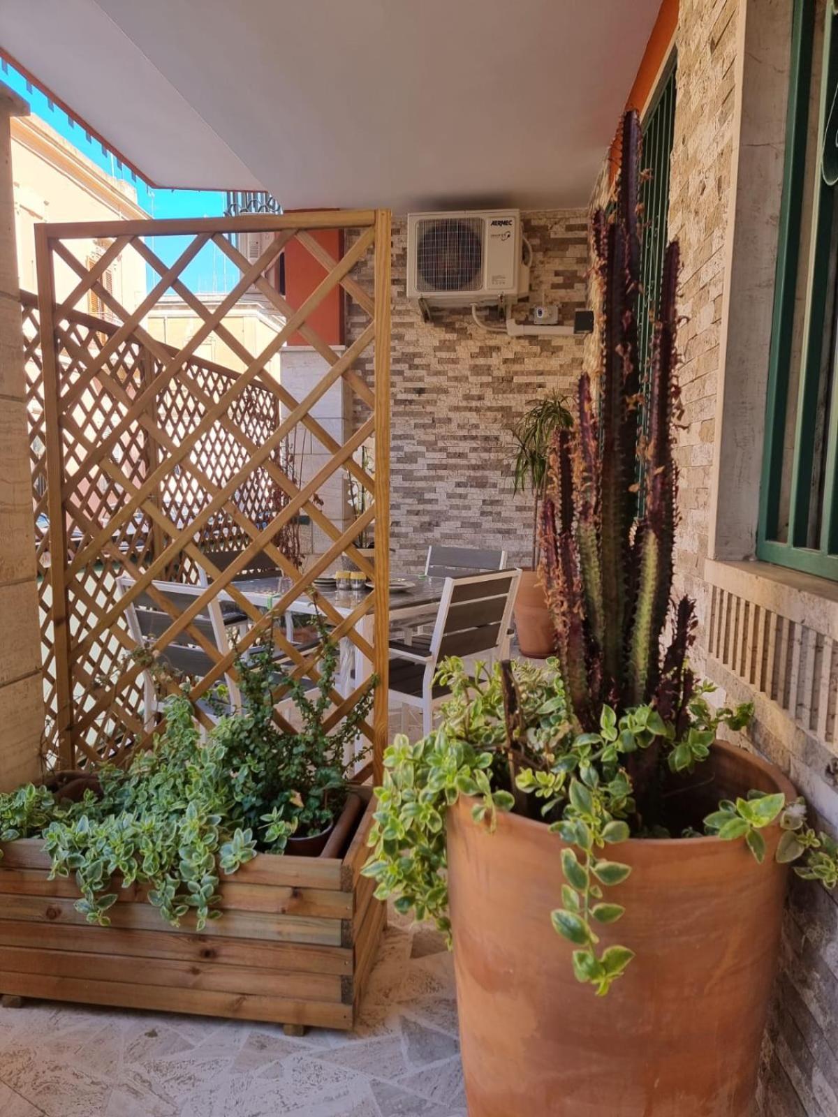 Bed and Breakfast Don Nino Lecce Exterior foto